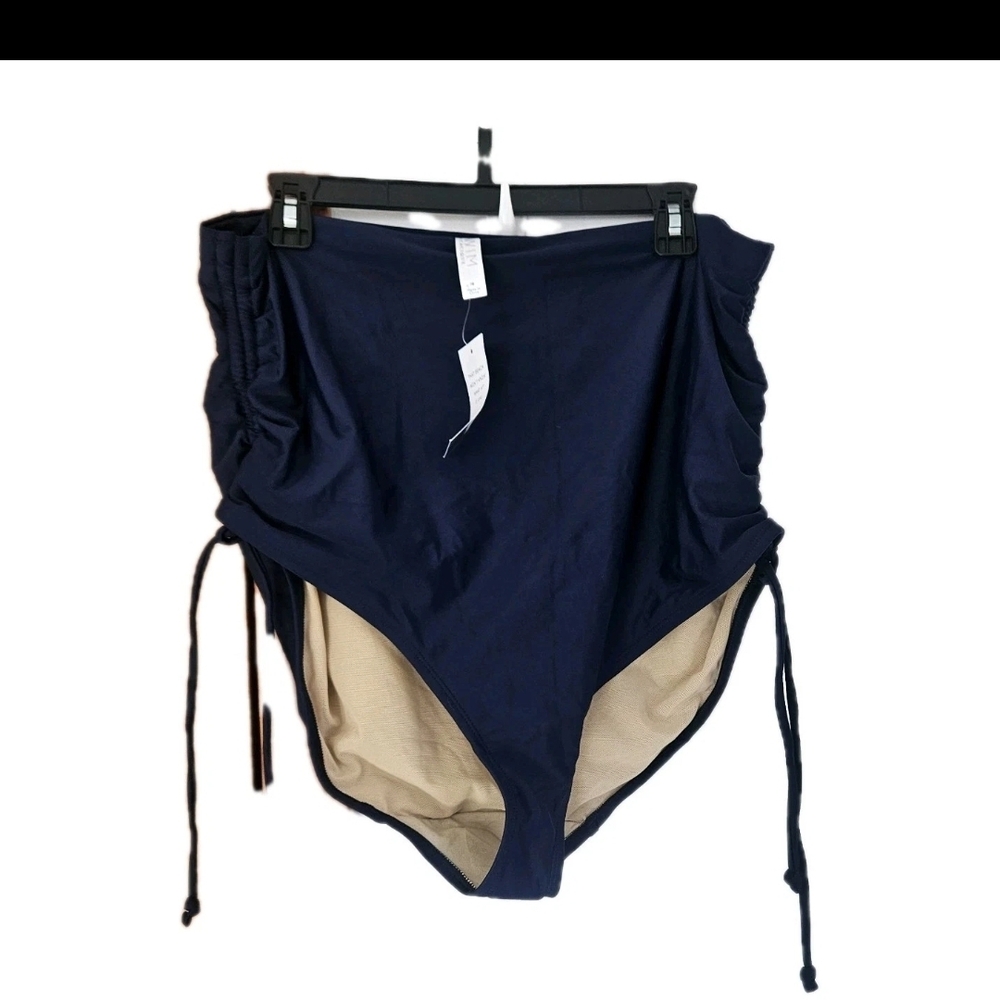 Cacique High-Waist Navy Shorts with Side Drawstrings